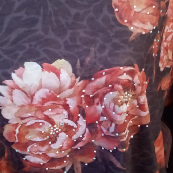 TIME AND TRUE……3/4 Quarter Sleeve Top - Picture 3 of 11